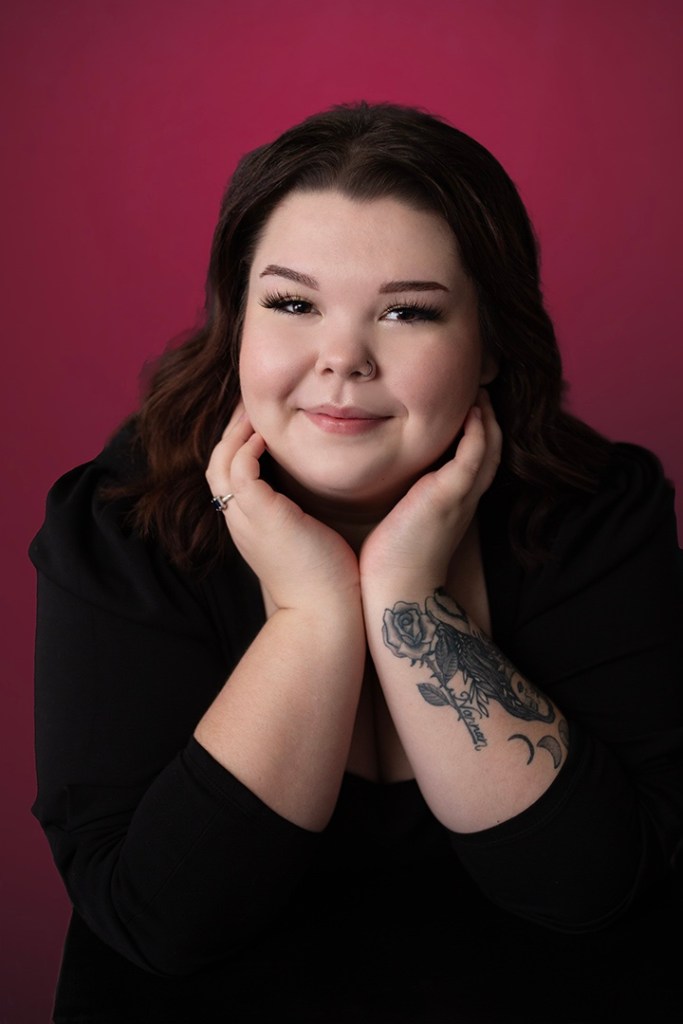 Sue Bryce poses, full figure poses, senior portraits, ppa, Chillicothe Ohio, Columbus Ohio, fun, colorful