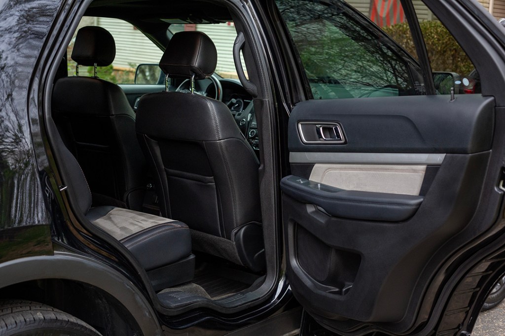 Ford explorer, detailed ford explorer, Chillicothe Ohio, Jackson Ohio, Columbus ohio, Dayton Ohio, 2017 Ford Explorer